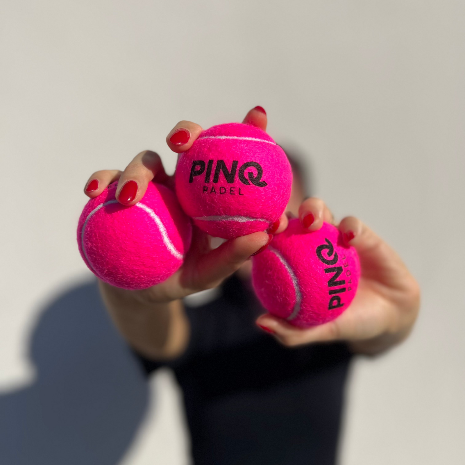 PINQ padelpallot pinkki – 1 kpl, 3 palloa, vaaleanpunainen, käytössä